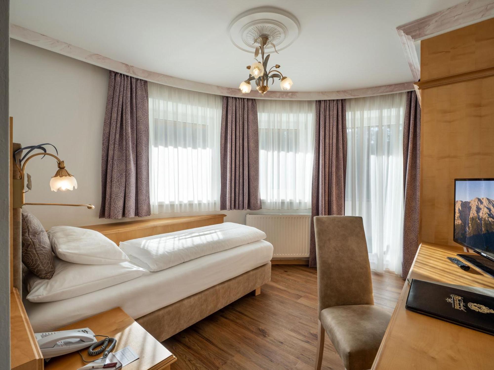Alpenhotel Karwendel -Adults Only- Leutasch Εξωτερικό φωτογραφία